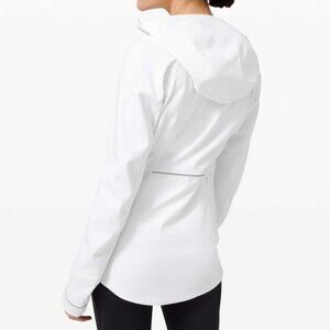 NEW Lululemon Cross Chill Jacket White size 4